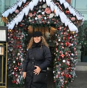 Meet your Posher, Angeliki